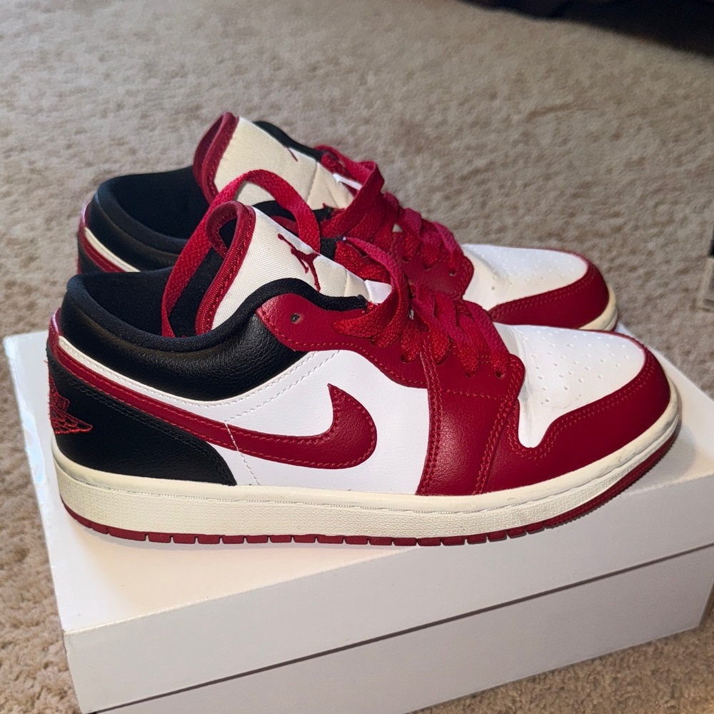 Women’s Air Jordan 1 Low